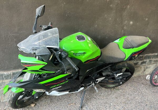KAWASAKY NINJA 400